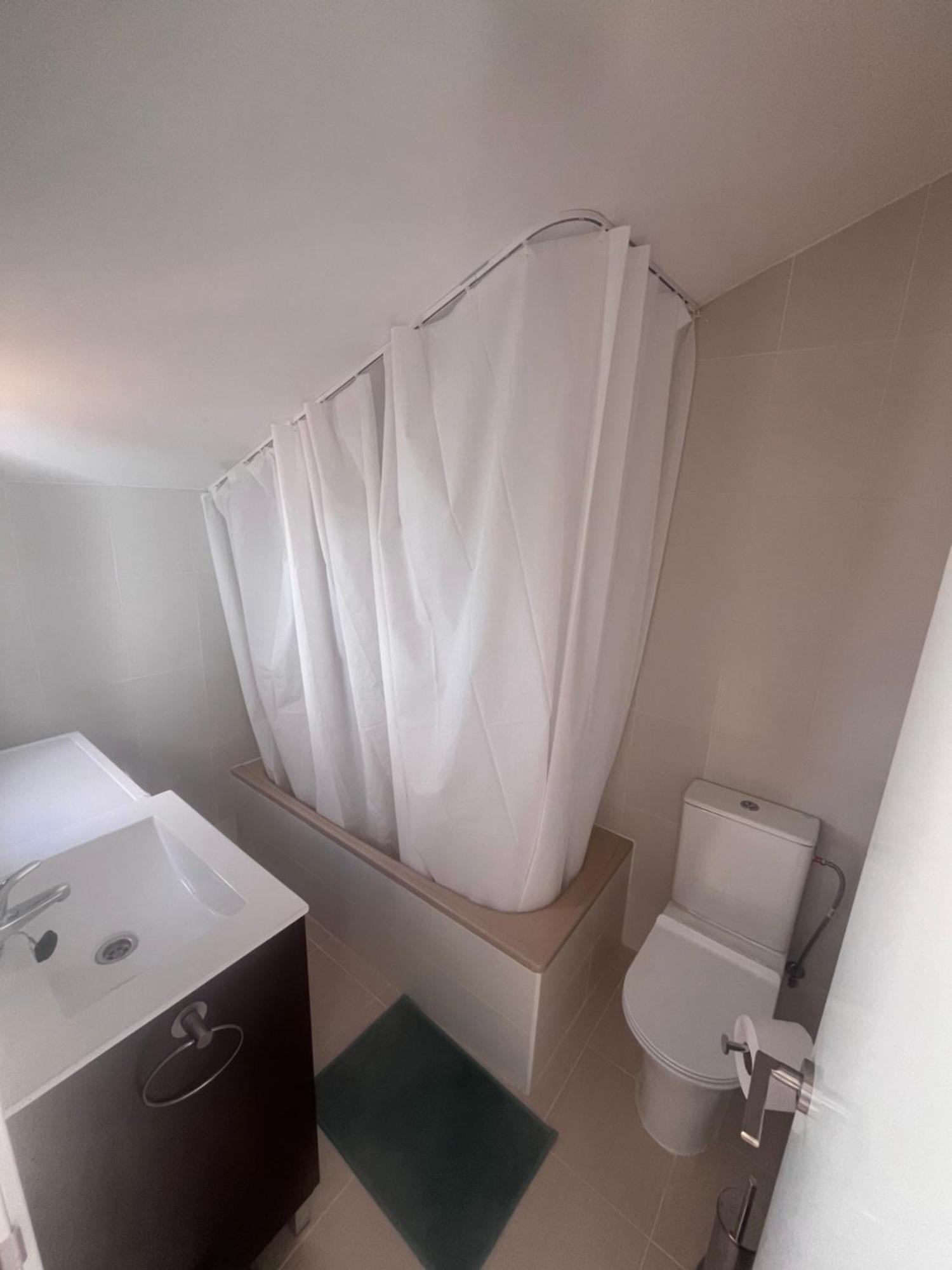 Apartamento Lidia Planta 2, La Carihuela 1ª Linea Playa, Vistas Mar, Buhardilla 1 Dormitorio, 40 M2, 1-3 Huesped, Terraza, Wifi Torremolinos Exterior photo