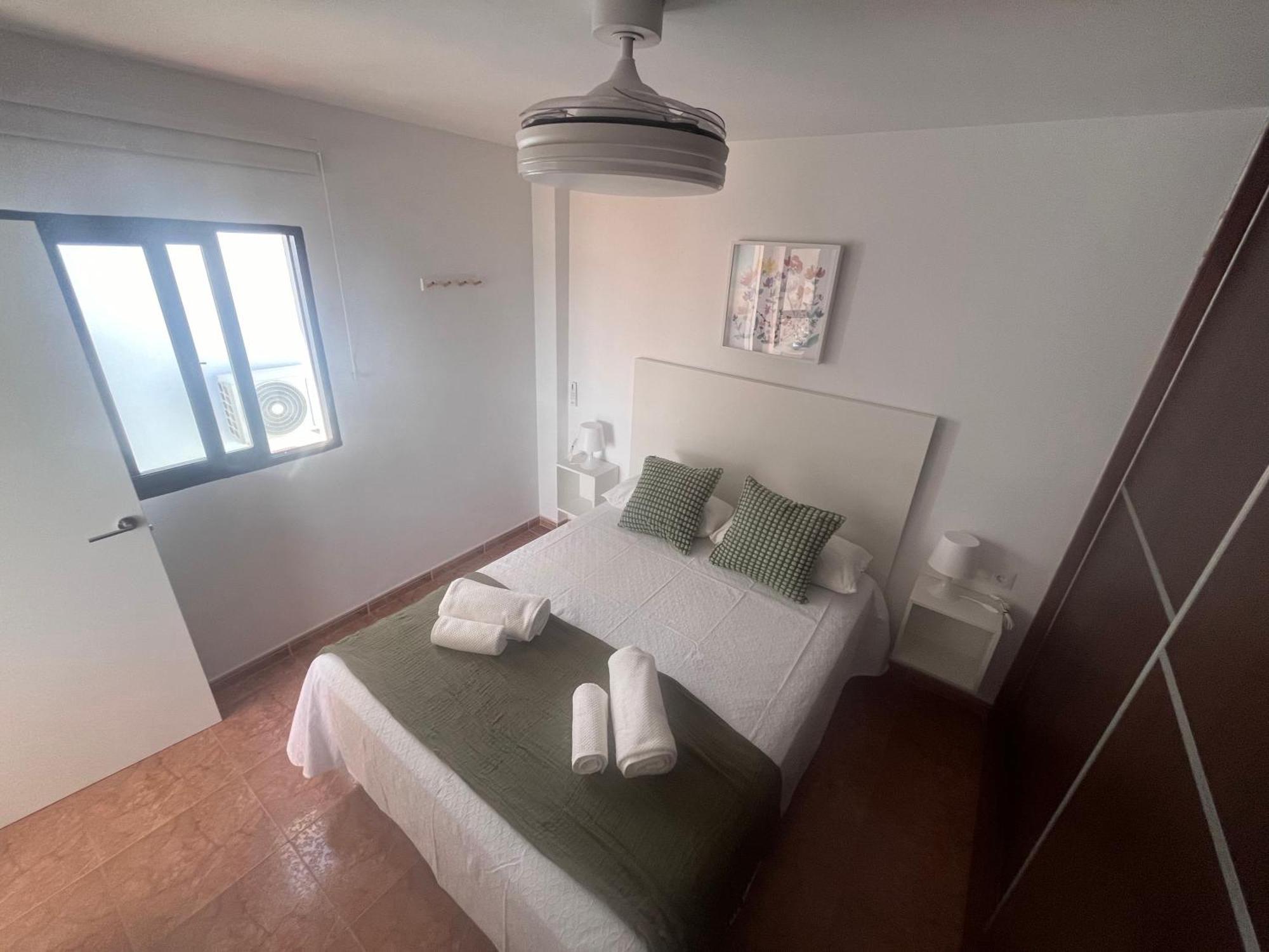 Apartamento Lidia Planta 2, La Carihuela 1ª Linea Playa, Vistas Mar, Buhardilla 1 Dormitorio, 40 M2, 1-3 Huesped, Terraza, Wifi Torremolinos Exterior photo