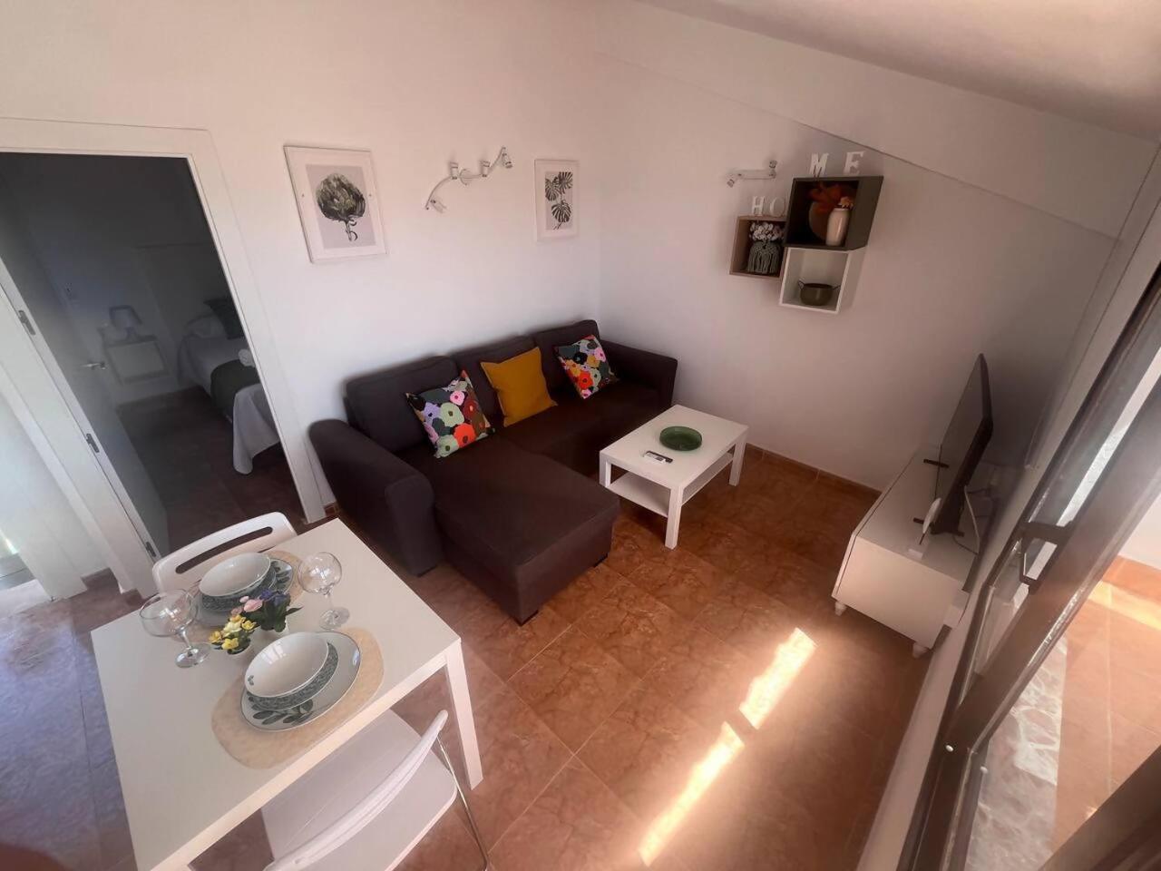 Apartamento Lidia Planta 2, La Carihuela 1ª Linea Playa, Vistas Mar, Buhardilla 1 Dormitorio, 40 M2, 1-3 Huesped, Terraza, Wifi Torremolinos Exterior photo