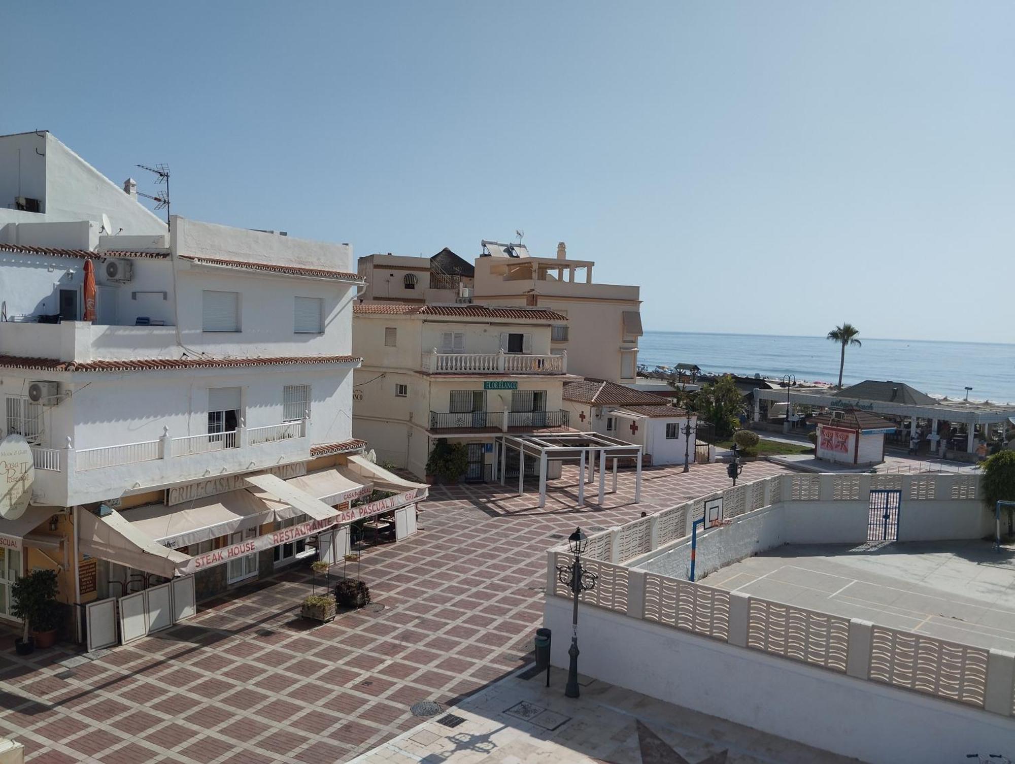 Apartamento Lidia Planta 2, La Carihuela 1ª Linea Playa, Vistas Mar, Buhardilla 1 Dormitorio, 40 M2, 1-3 Huesped, Terraza, Wifi Torremolinos Exterior photo